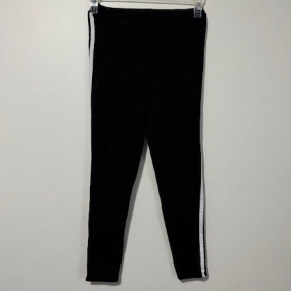 USED Woman's Rue 21 Leggings Color Black and White Size Small - Picture 1 of 1